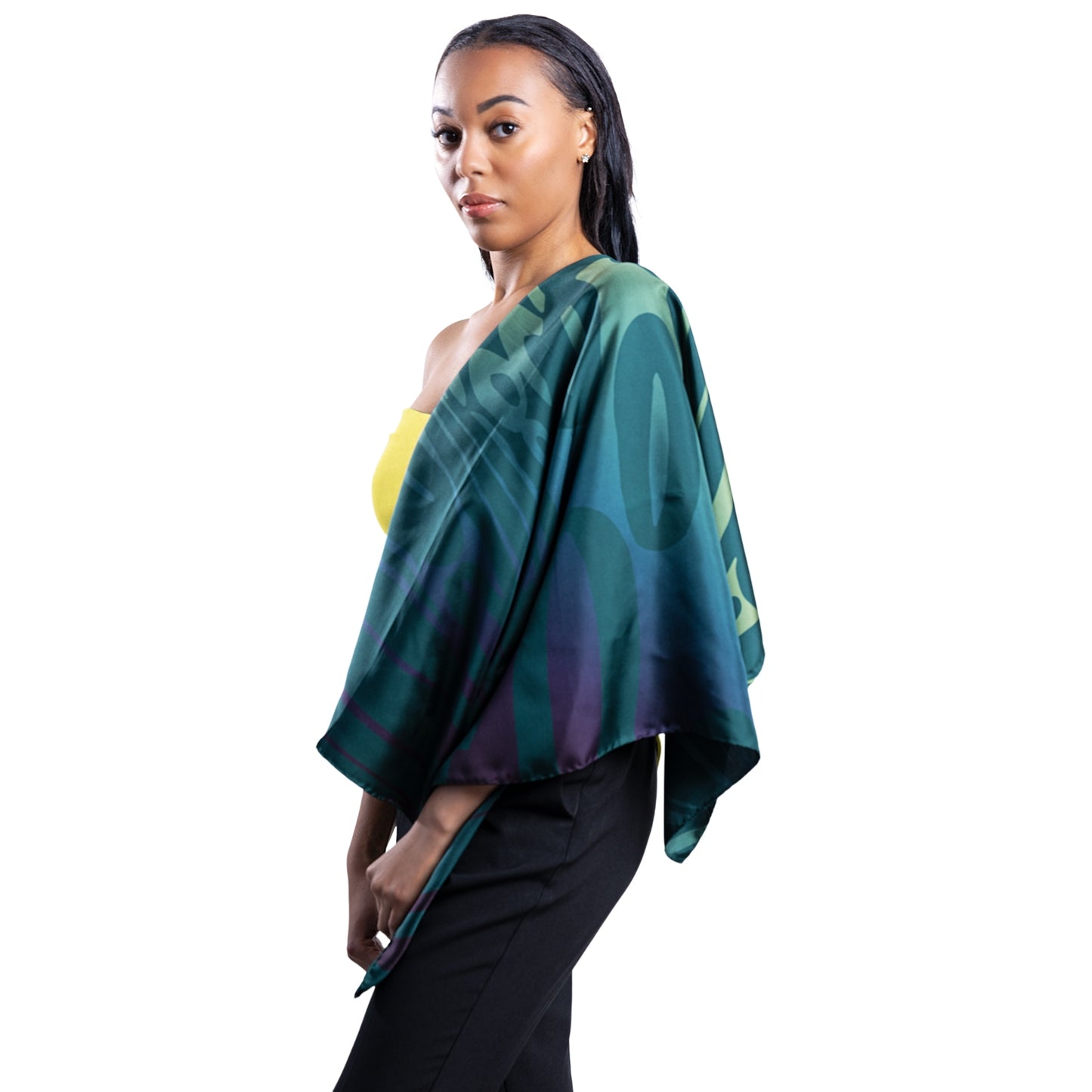 Green Animal Print – Italian Silk Square Scarf (90 x 90 cm)