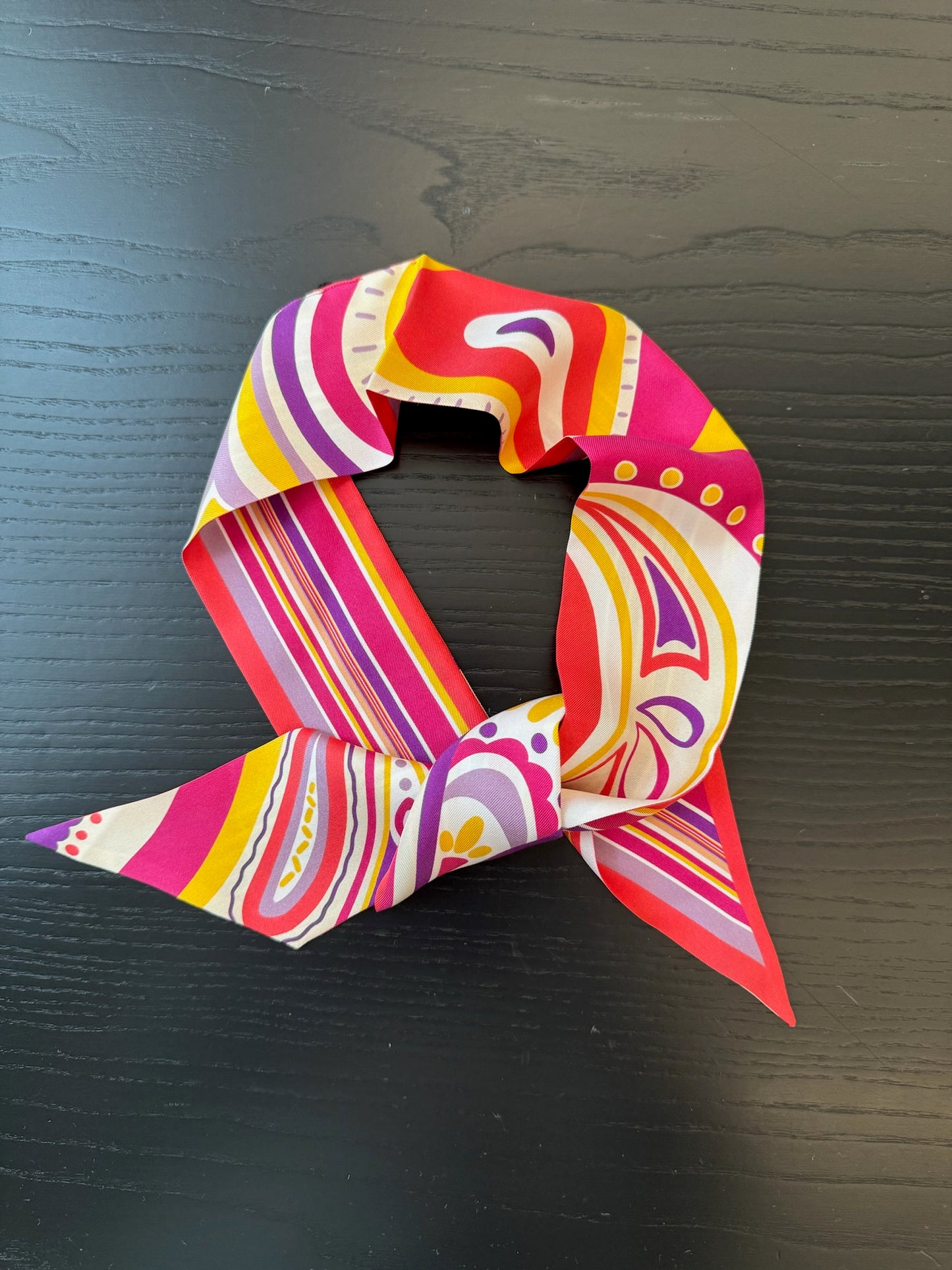 Pre-loved Magenta Paisley Skinny Silk Scarf (7x90cm)