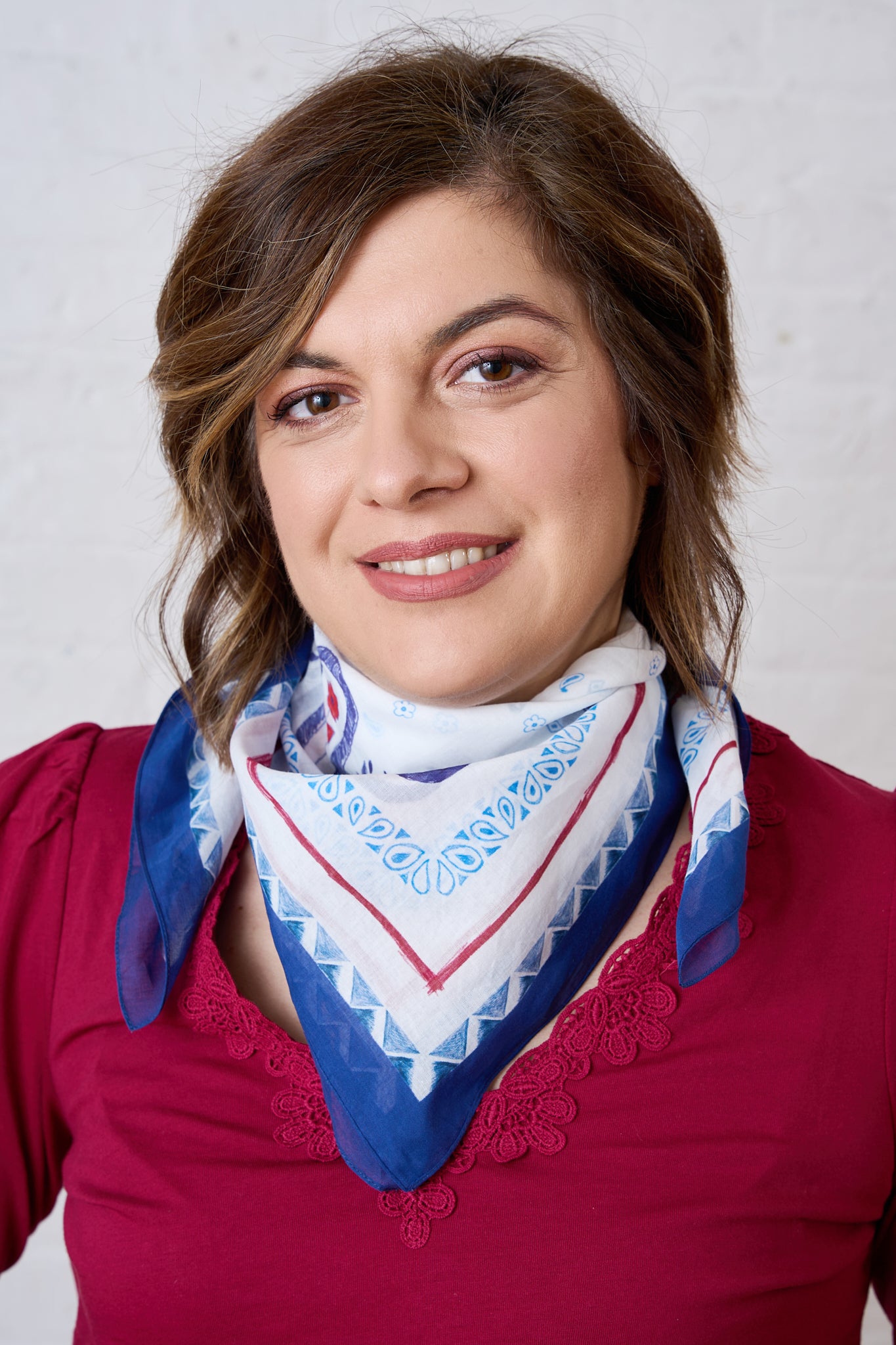Blue Paisley Cotton Bandana Scarf – Square Cotton Scarf (70 × 70 cm)