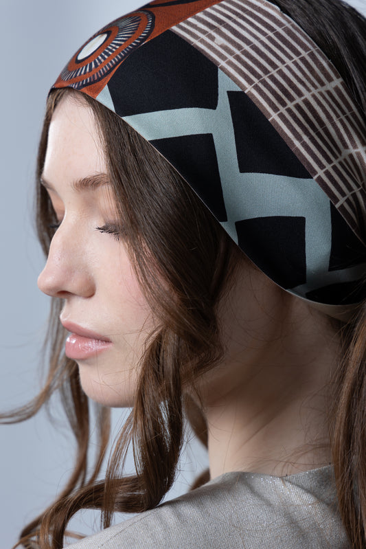 Rust Bloom Skinny Silk Scarf In Black And Cream