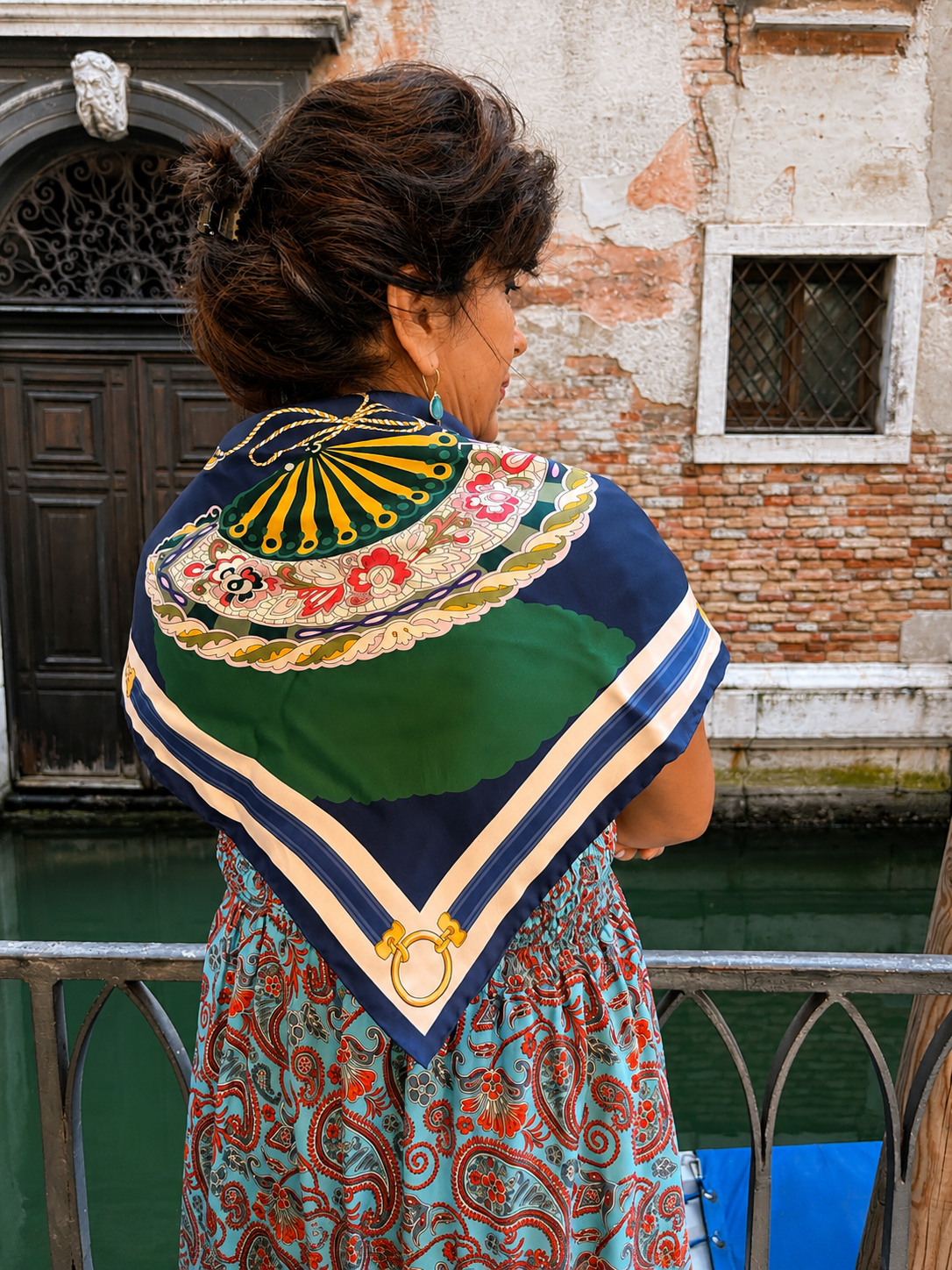 VENTAGLIO BLUE – ITALIAN SILK SQUARE SCARF (90 X 90 CM)