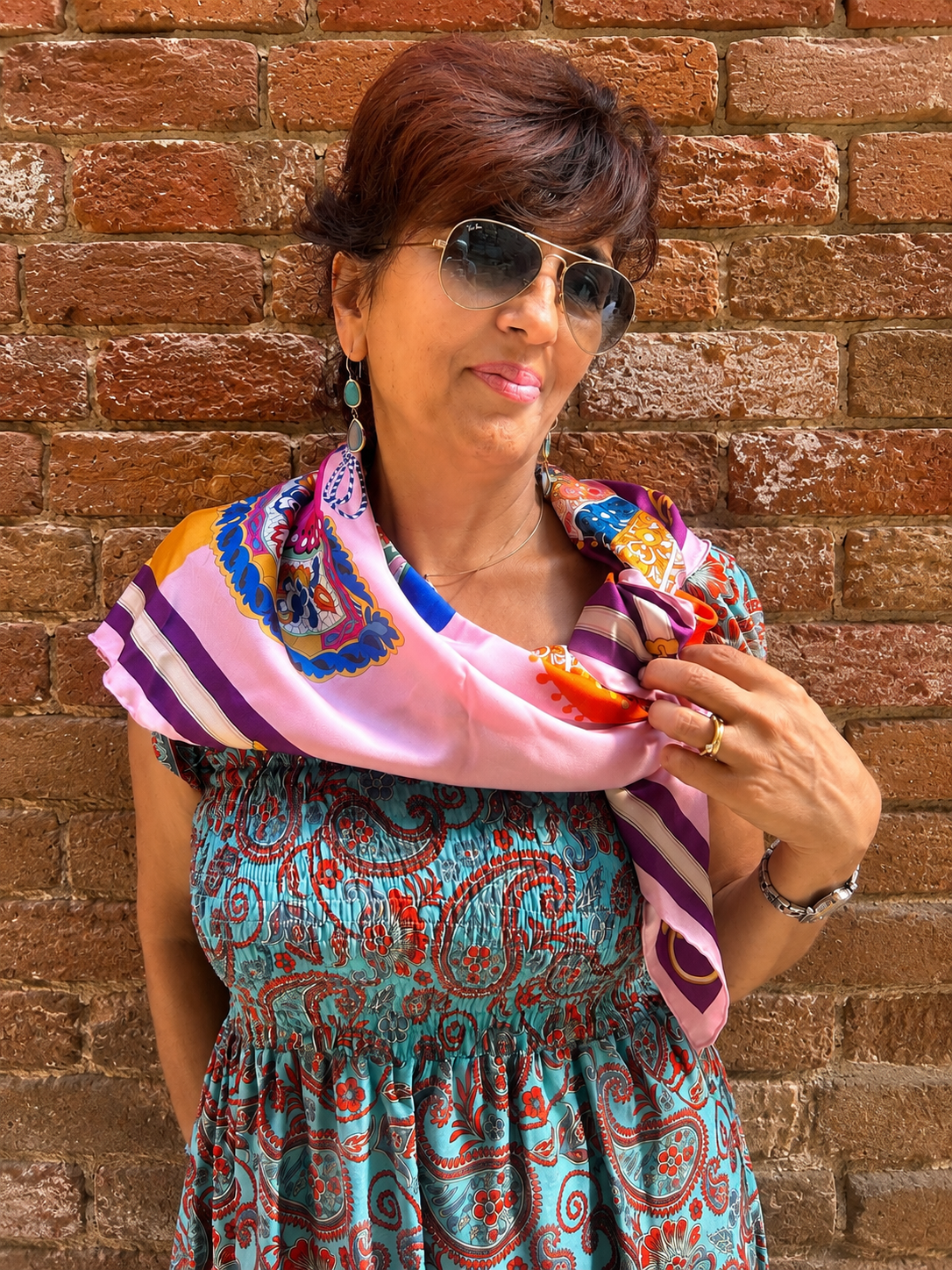 VENTAGLIO ROSA – ITALIAN SILK SQUARE SCARF.